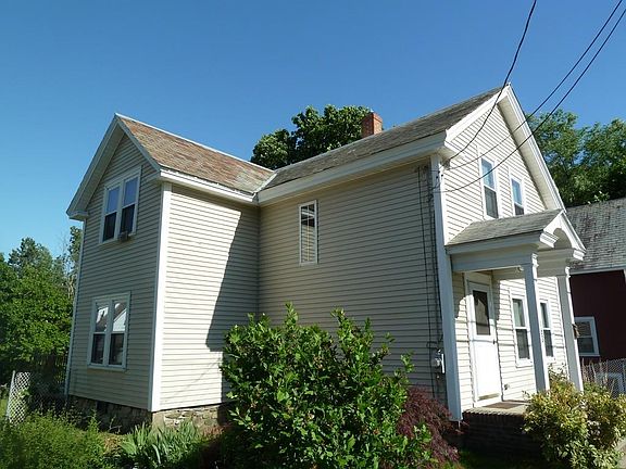 3rd image of 163 Cedar St