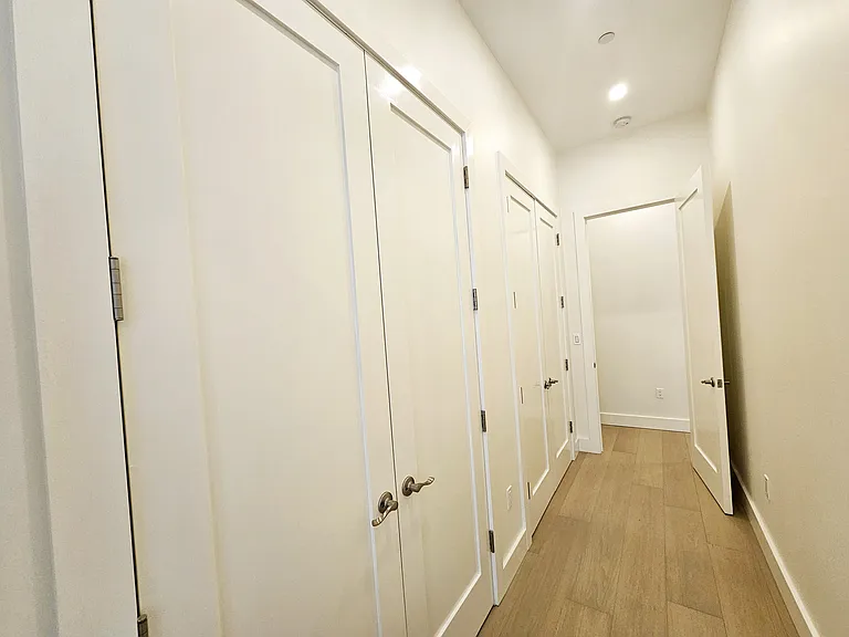 360 Jefferson Ave #Penthouse 1 — Photo 15