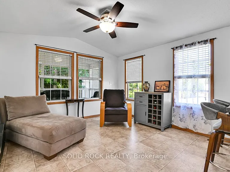 3535 Saint Joseph Blvd #90 — Photo 21