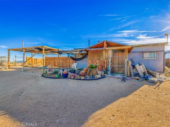 5048 Godwin Rd, Twentynine Palms, CA 92277