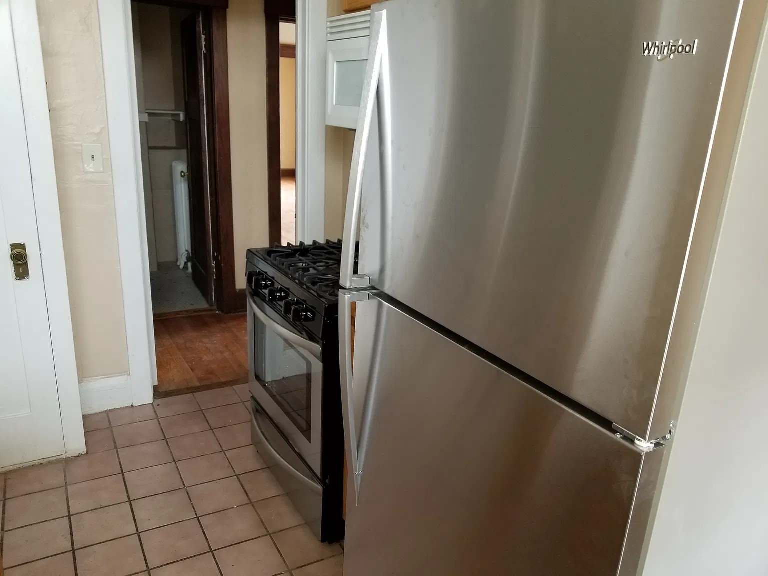 543 Park Ave — Photo 1