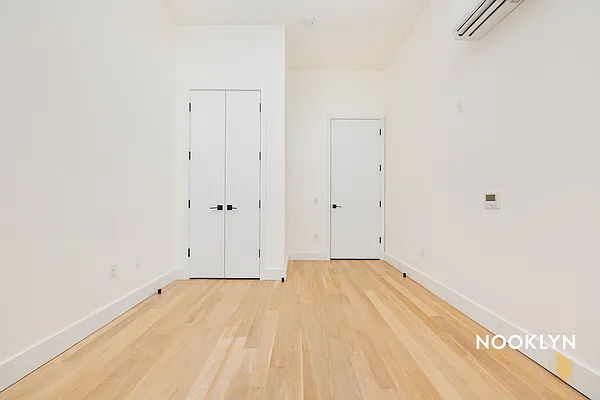 Rented by Nooklyn NYC LLC | media 61