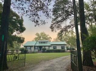 12 Medders Ln, Seabrook, SC 29940