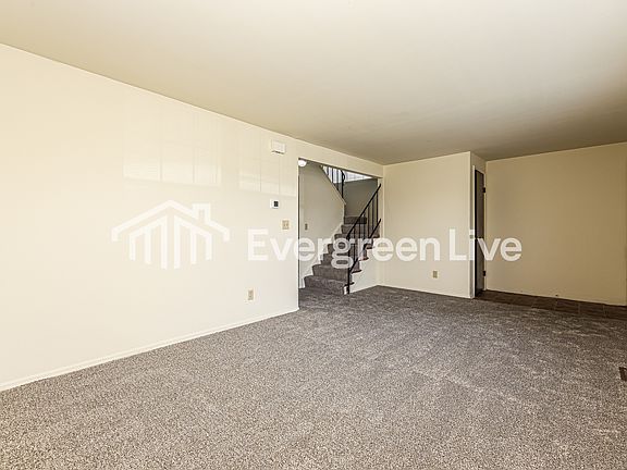 5th image of 7566 Mount Hood Dr