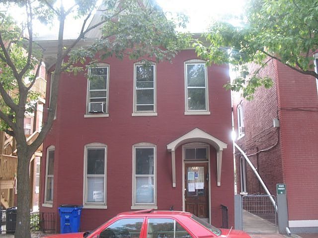 1st image of 251 S Potomac St