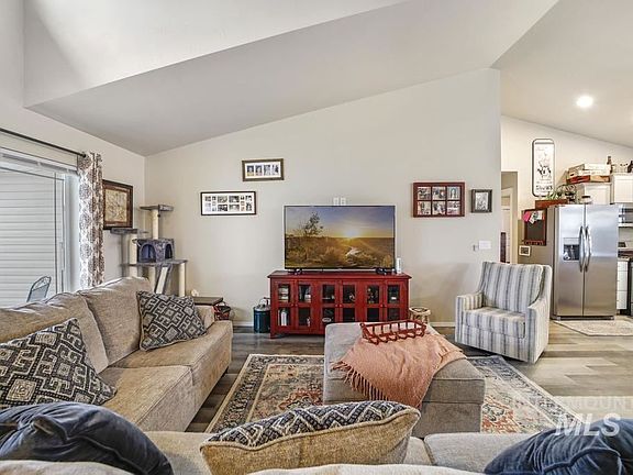 4th image of 1009 Homestead Ave