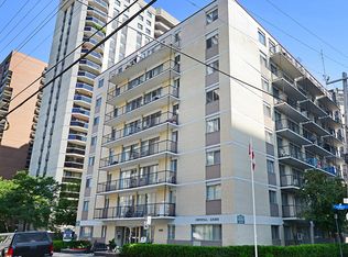 235 Bay St #208, Ottawa, ON K1R 5Z2