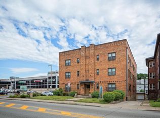 5522 Centre Ave APT 3, Pittsburgh, PA 15232