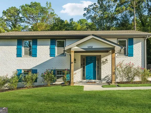 1232 Ox Dr SW, Mableton, GA 30126