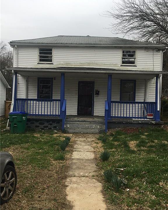 1st image of 2214 Warwick Ave