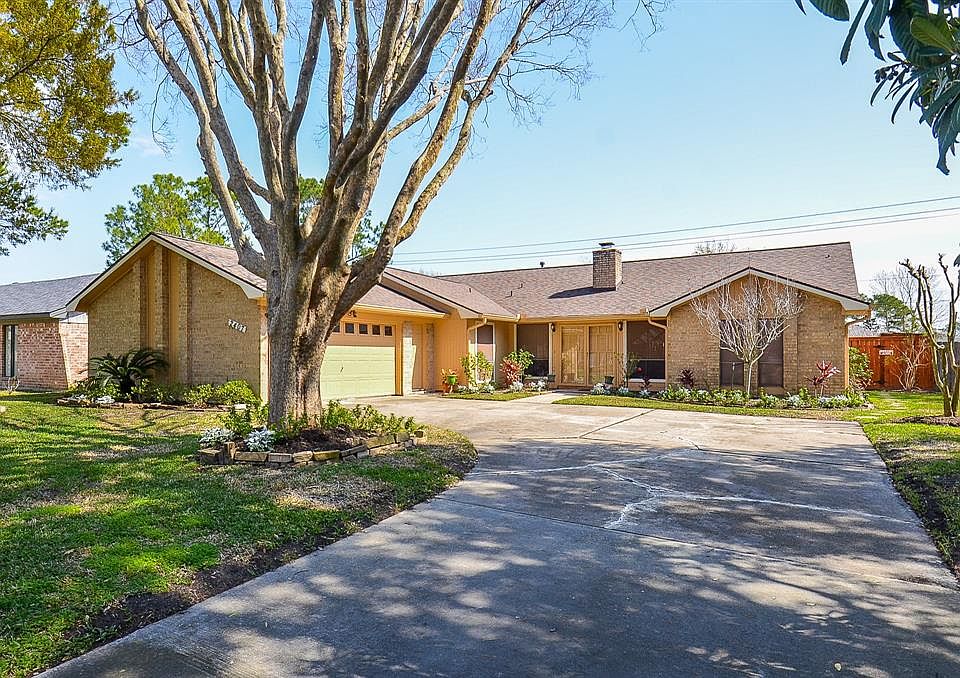 1st image of 2407 Creek Meadows Dr