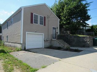 130 Sisson St, Providence, RI 02909