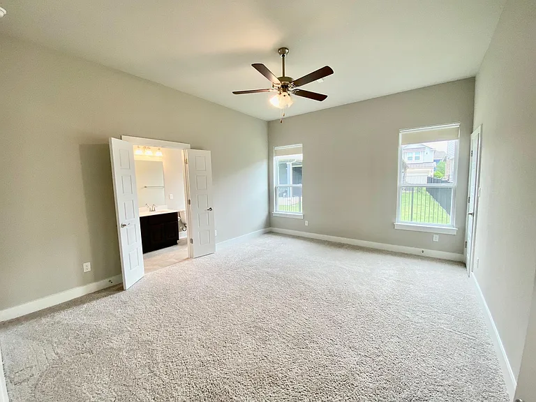 1550 Harwell Loop — Photo 11