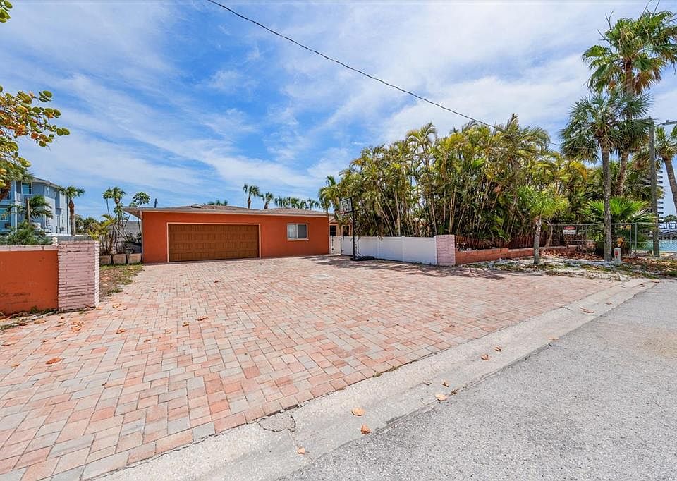 1st image of 630-650 79TH AVENUE