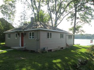 3012 E Edgewater, Evansville, WI 53536