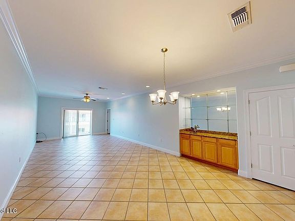 4th image of 1453 E Beach Blvd APT 306