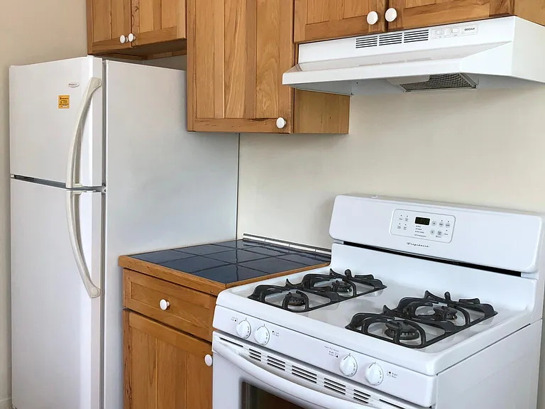 501 Carlisle Blvd SE — Photo 6