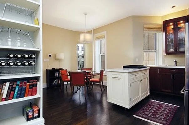 Sold by Citi Habitats | media 9