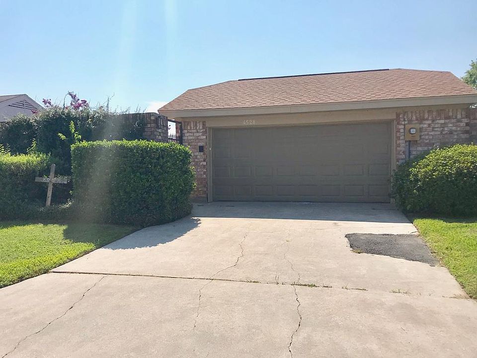 1st image of 4528 Briarwood Ln