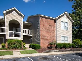 685 Bartons Landing Pl APT 8, Fayetteville, NC 28314