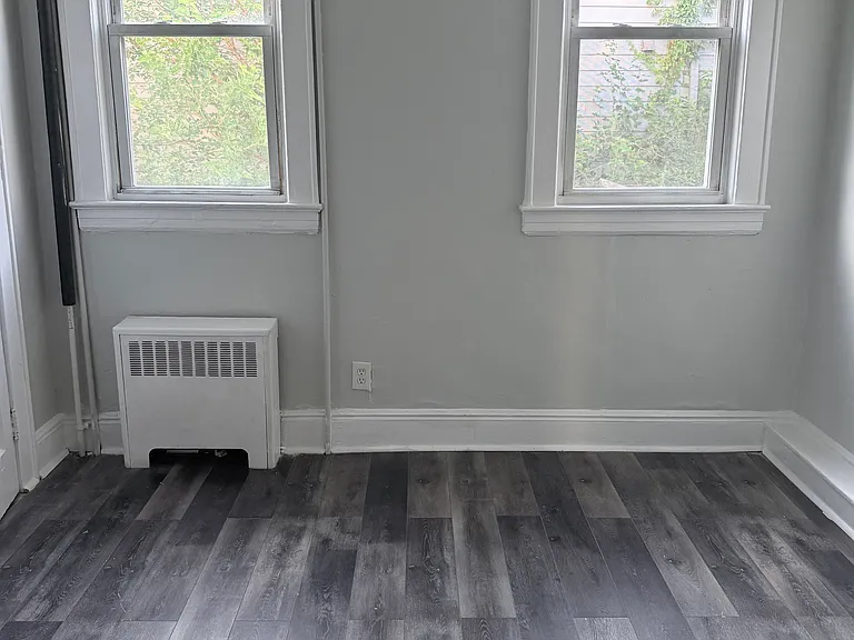 425-427 3rd Ave #B — Photo 30