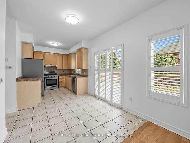 5088 Forestwalk Cir — Photo 13