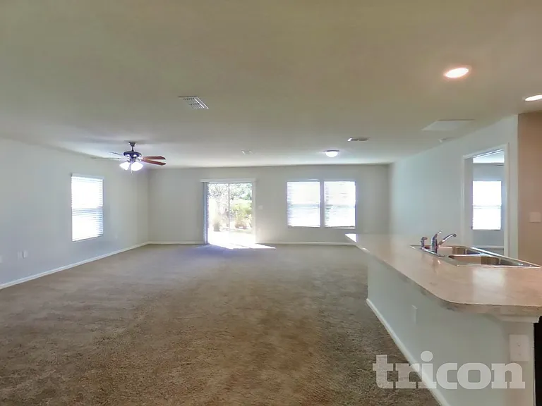 2330 Sea Palm Ave — Photo 2