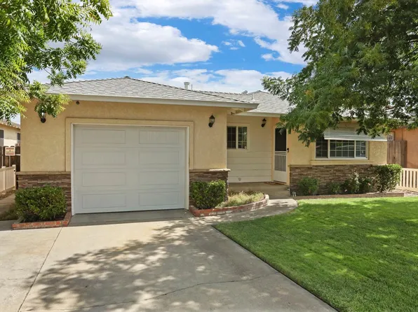 5574 9th St, Keyes, CA 95328