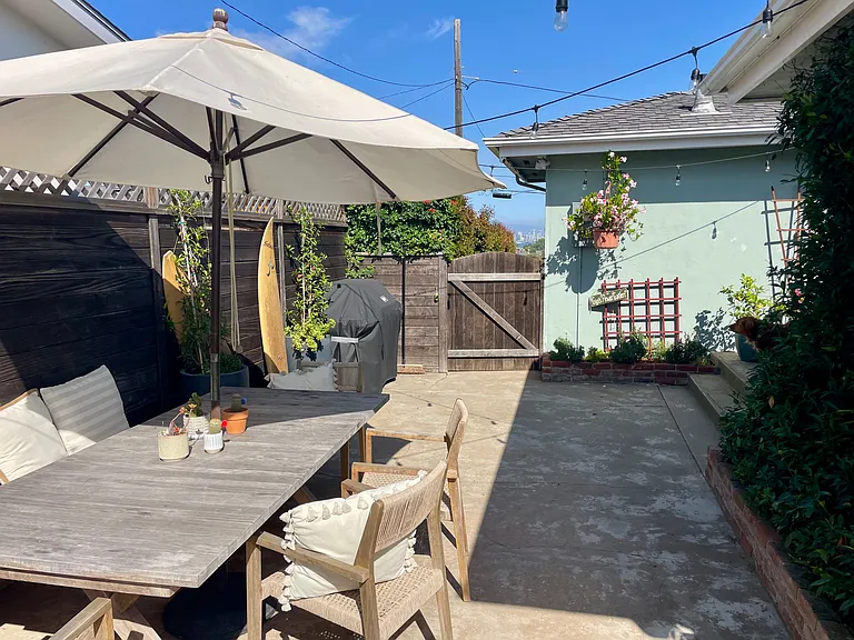970 Tarento Dr — Photo 36