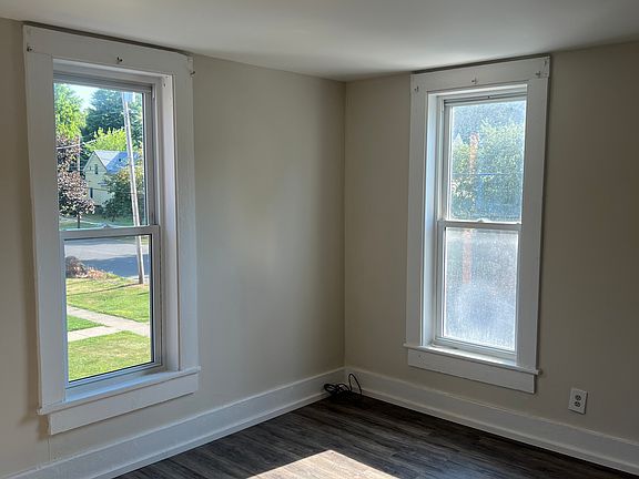 5th image of 18-20 Waverly St