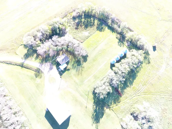 6550 76th St NE, Cando, ND 58324