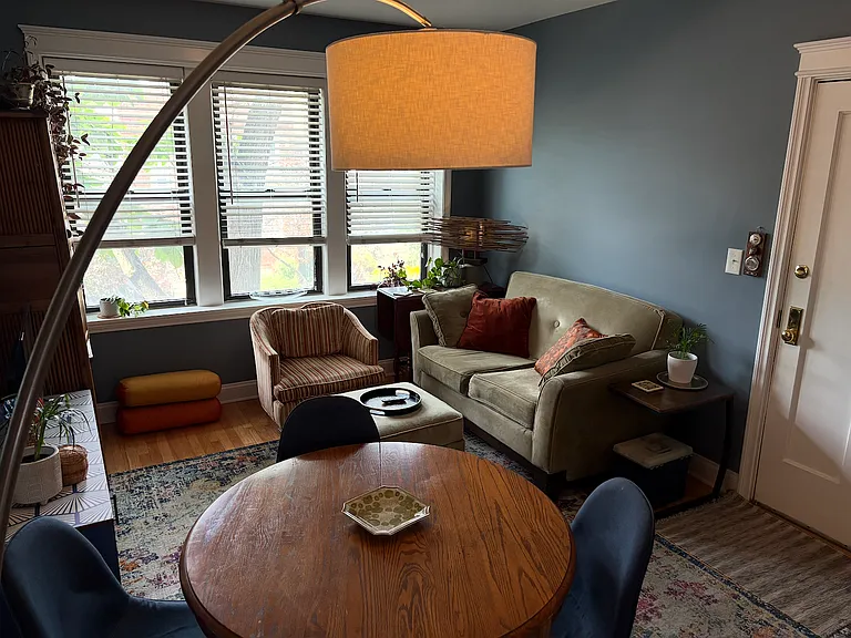 2719 W Wellington Ave #2 — Photo 1