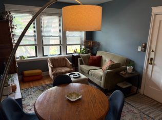 2719 W Wellington Ave #2, Chicago, IL 60618