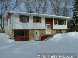 7515 Queen St, Loretto, MN 55357