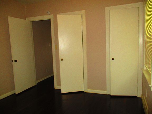 5th image of 7514 W 64th St