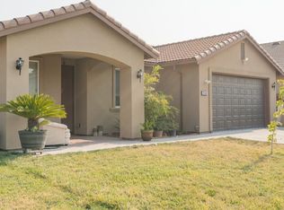8160 Cliffe Way, Sacramento, CA 95828