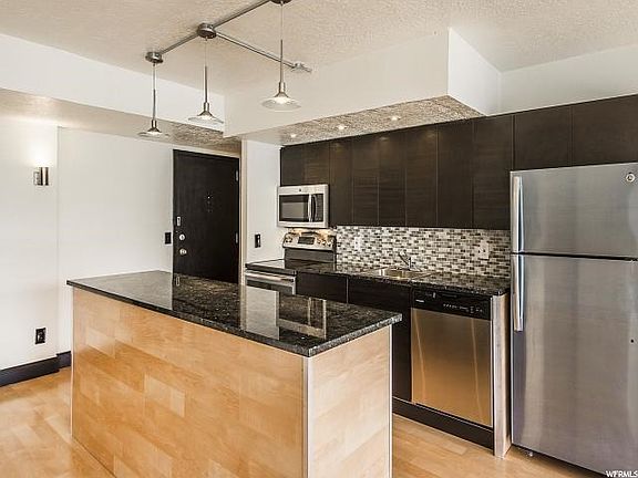 5th image of 710 E 200 S APT 9E