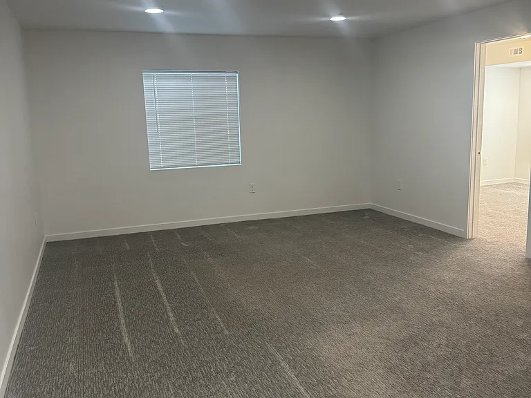 337 W Destiny Way — Photo 7