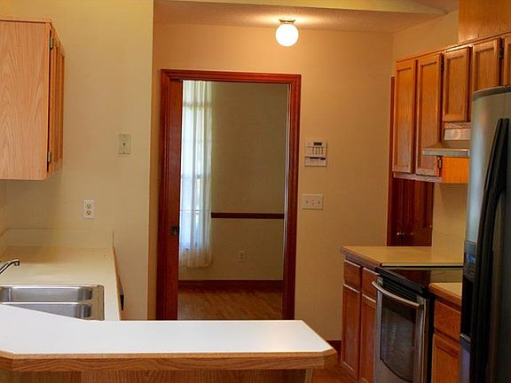 4th image of 1526 Robinwood Dr