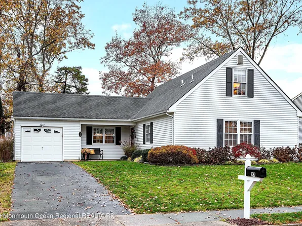 23 Winsted Drive, Howell, NJ 07731