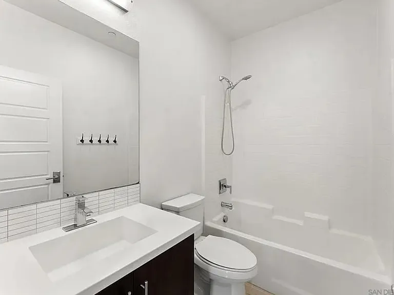 2188 Cosmo Way — Photo 11