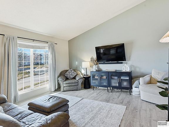 3rd image of 5919 S 187th Avenue Cir