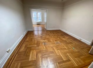 7159 Austin St #2, Forest Hills, NY 11375