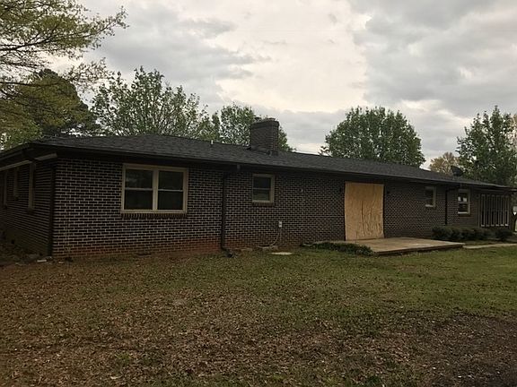 4th image of 201 Duckworth Dr