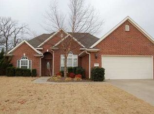 5706 S 41st St, Rogers, AR 72758