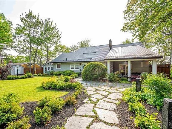 4th image of 22 Parkview Dr