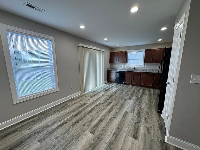 505 Twisted Oak Dr NW — Photo 6