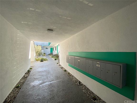3rd image of 252 S New Hampshire Ave #7