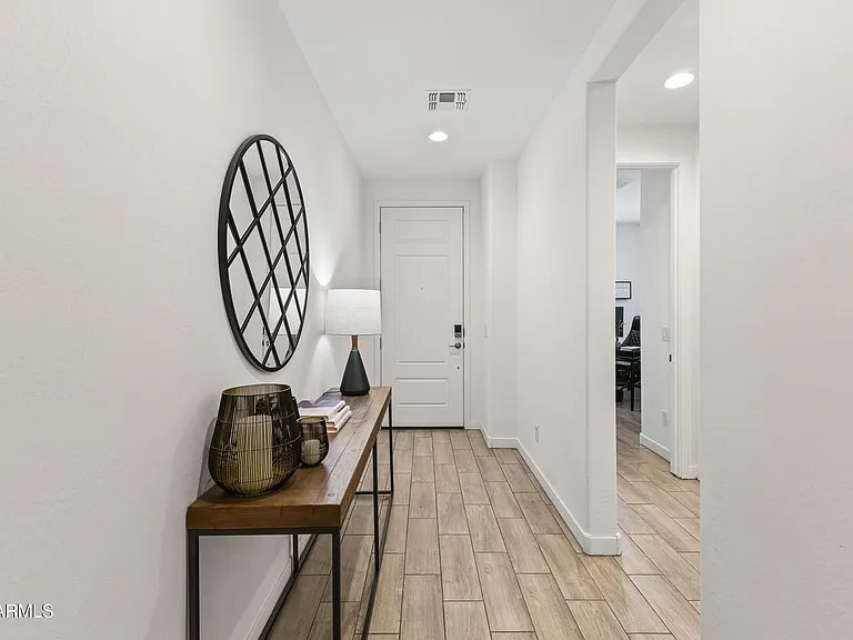 9445 W Heatherbrae Dr — Photo 3