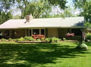 140 N Park Blvd, Brookfield, WI 53005